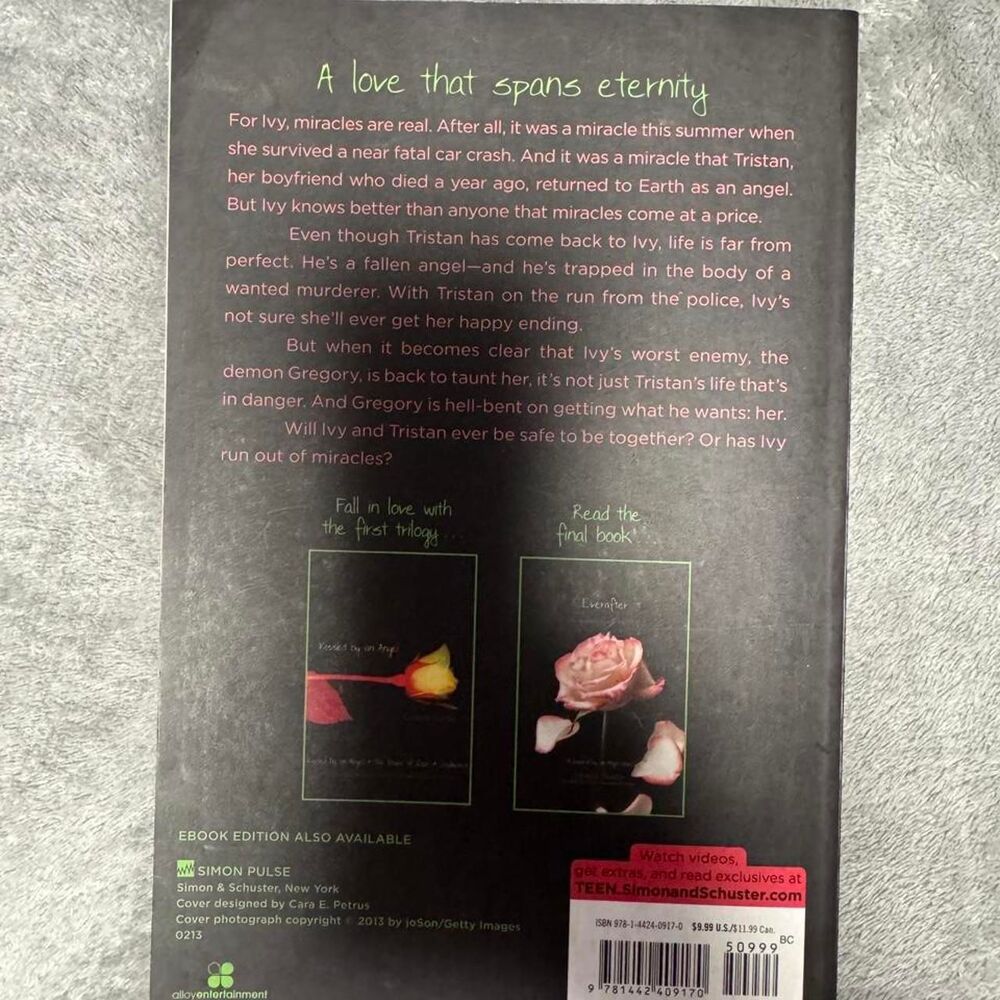 No-brand multi Books - Picture 2 of 3